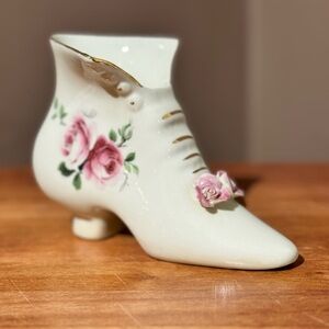 Victorian Ceramic Boot w/Romantic Floral Accent and Gold Detail